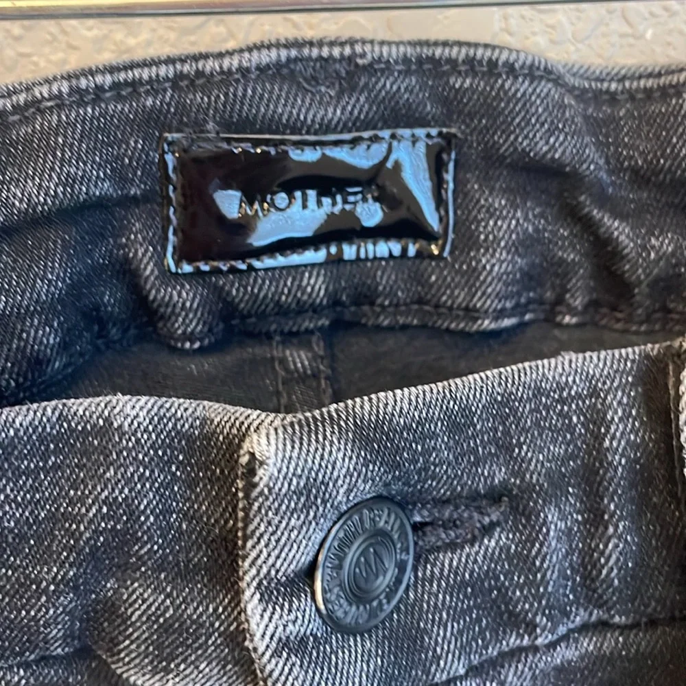 MOTHER The Looker Ankle Fray Skinny Jeans